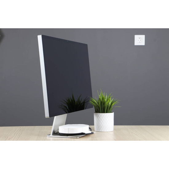 Újszerű Apple Studio Display sima üveg, dönthető talp US-8662