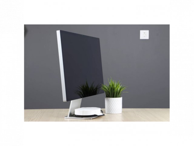 Újszerű Apple Studio Display sima üveg, dönthető talp US-8662
