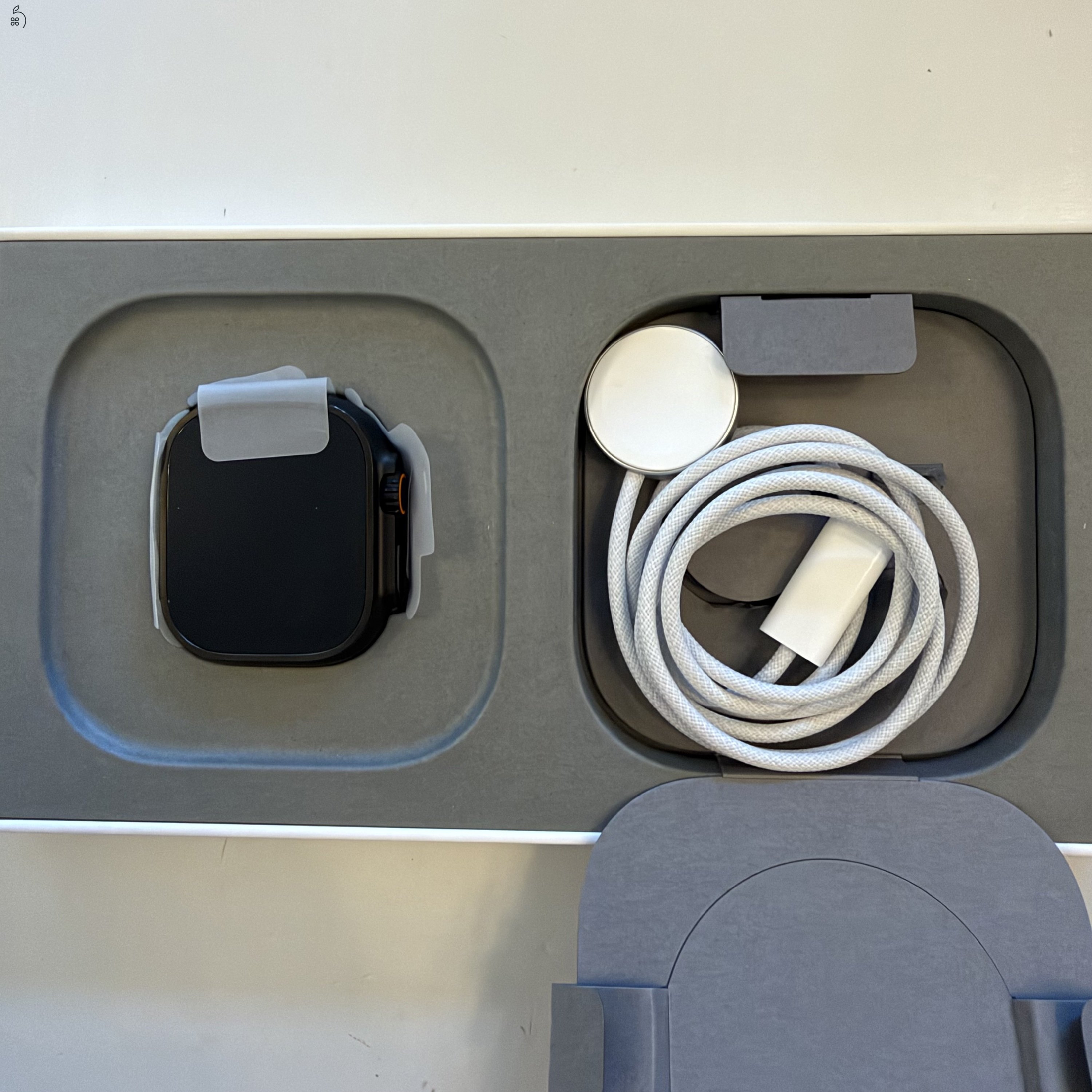 Apple Watch Ultra 2 49mm GPS+ Cellular Black Titanium