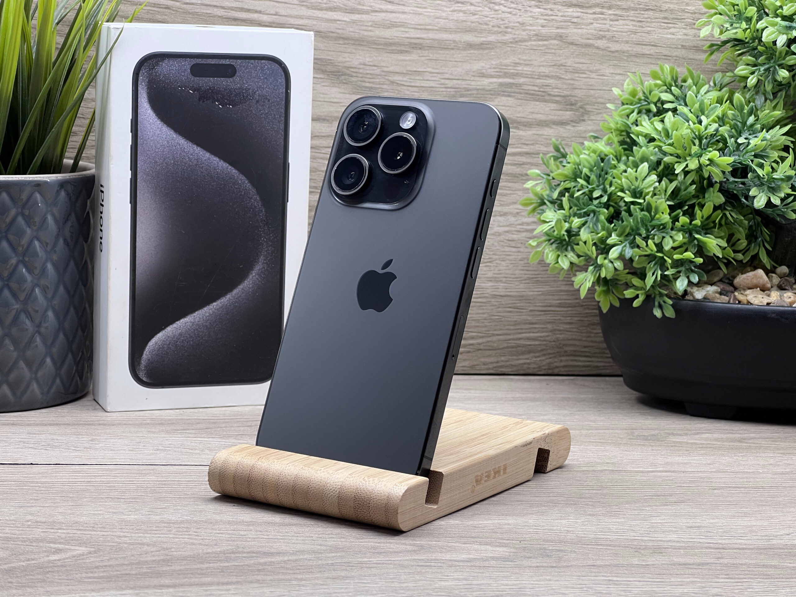 iPhone 15 Pro Black Titanium 256GB 2 ÉV Garanciával 92%