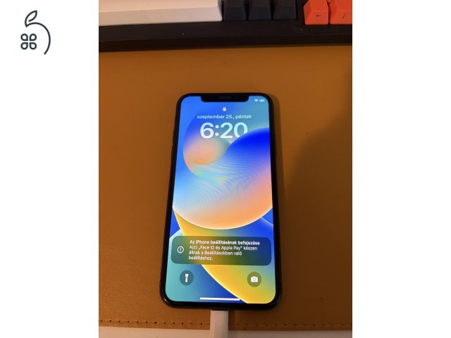 iPhone X 64 GB asztroszürke, 78% gyári aksi 
