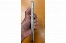Apple iPhone 16 Pro Max 256 GB White Titanium 93% akku