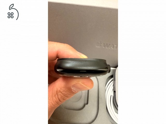 Apple Watch Ultra 2 Black 49mm – 100% akku – karcmentes – gyári Black Trail Loop