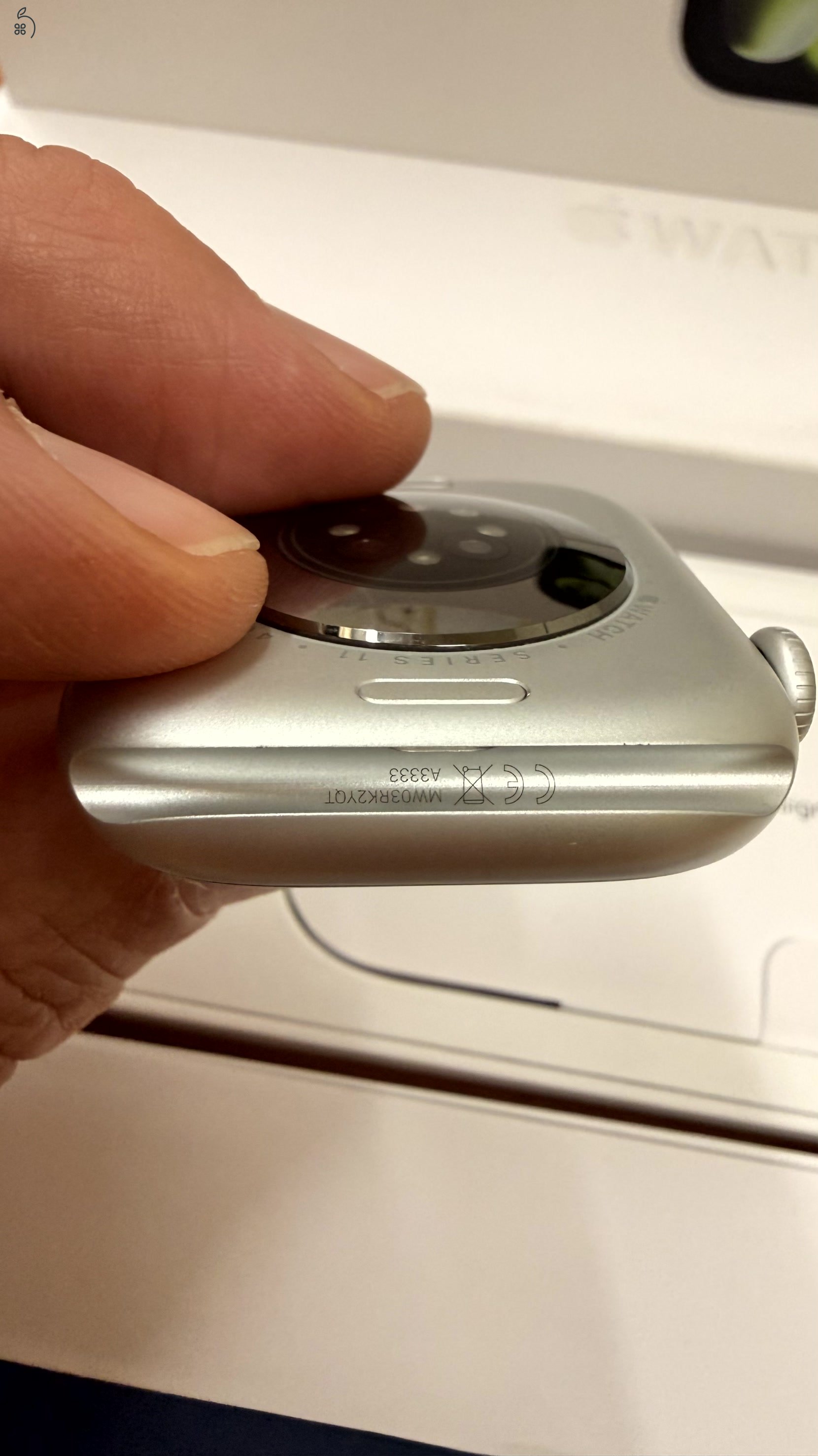 Apple Watch Series 11 46mm Silver 100% akku 