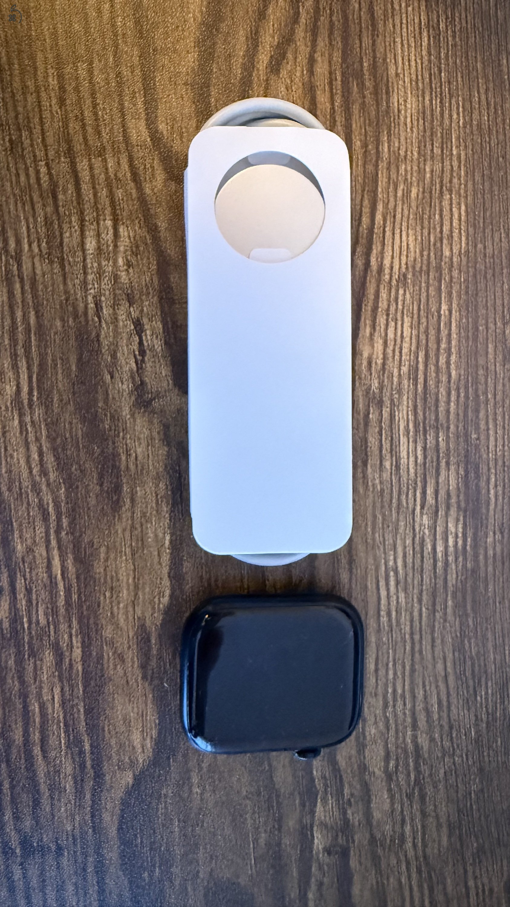 Apple Watch S7 Cellular Aluminium Case Midnight 45mm sportszíjjal
