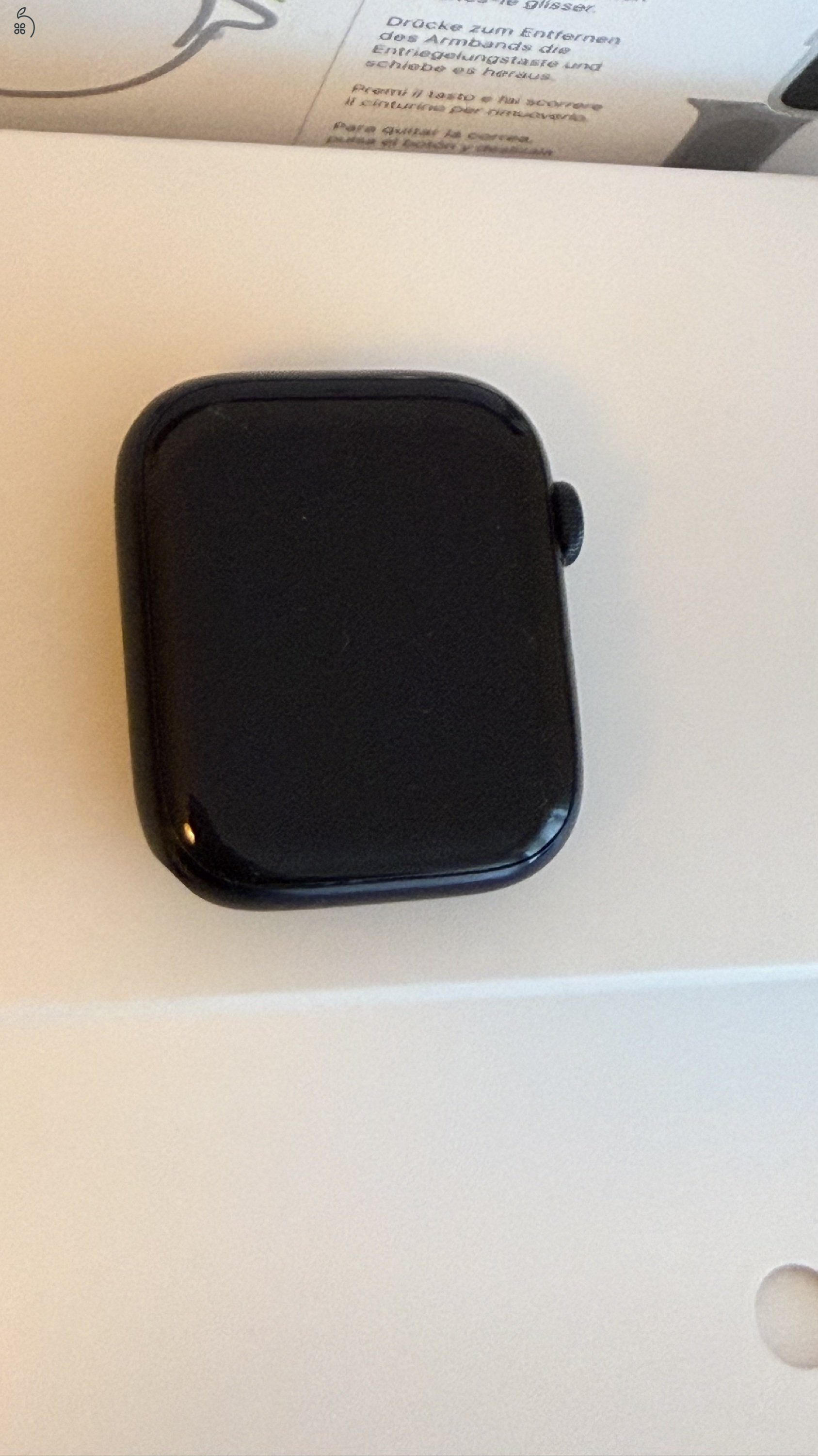 Apple Watch S7 Cellular Aluminium Case Midnight 45mm sportszíjjal