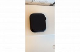 Apple Watch S7 Cellular Aluminium Case Midnight 45mm sportszíjjal