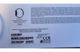 Apple Watch S7 Cellular Aluminium Case Midnight 45mm sportszíjjal