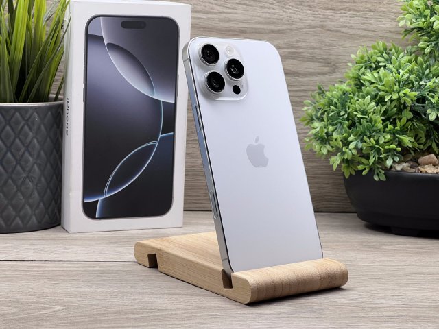 Hibátlan iPhone 16 Pro Max White Titanium 256GB 2 ÉV Garanciával 92%