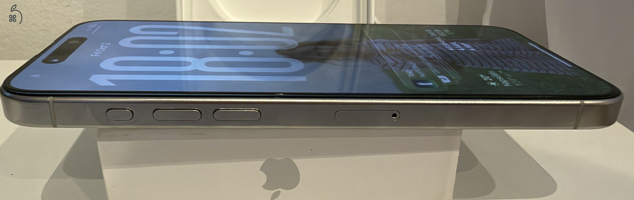 Apple iPhone 15 Pro Max 256GB fehér titán Újszerű  + PITAKA tok