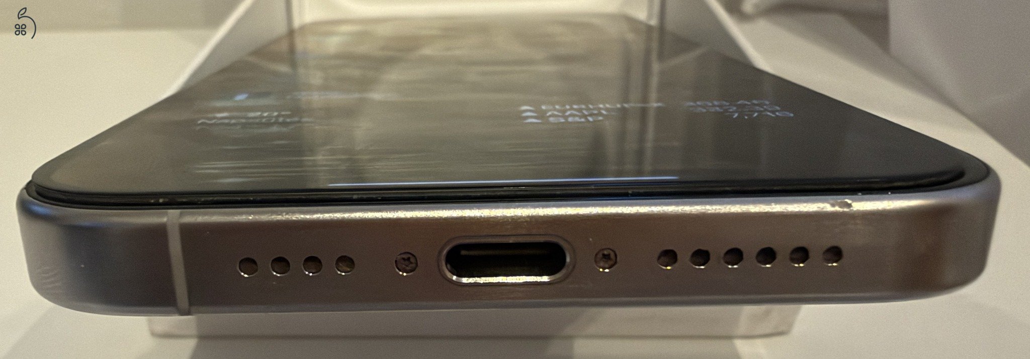 Apple iPhone 15 Pro Max 256GB fehér titán Újszerű  + PITAKA tok