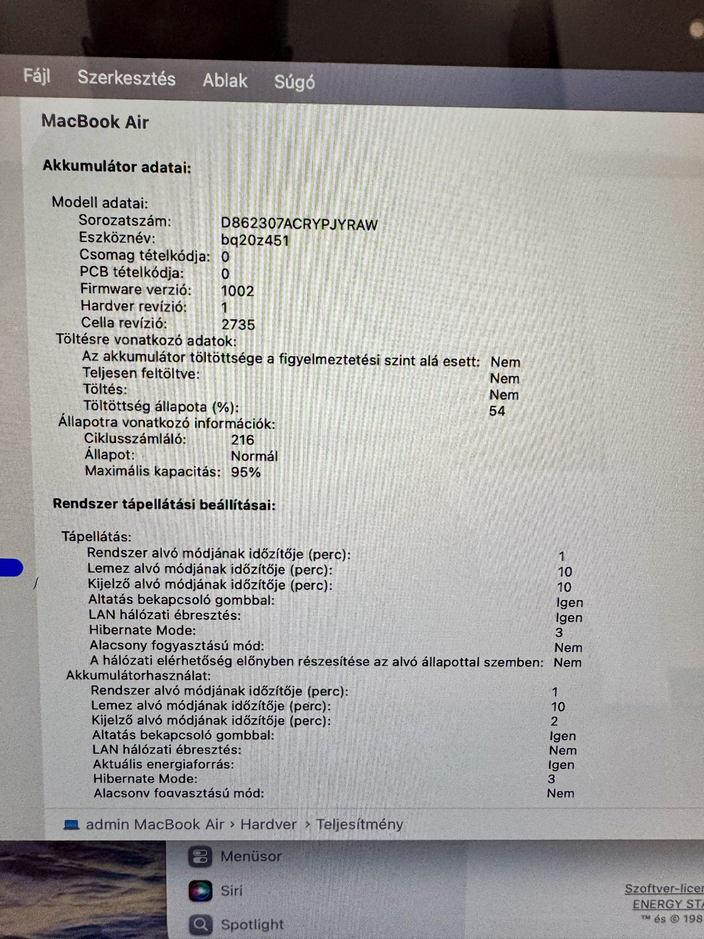 Apple MacBook Air M1 (2020), 8/256 GB, karcmentes, 95%-os akku, dobozzal és töltővel