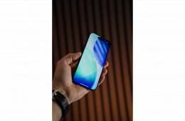 Hibátlan, független iPhone 17 Pro, 256Gb, + 5db tok