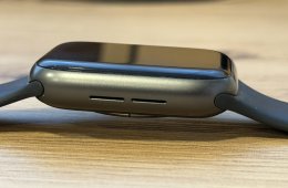 Apple Watch Series 5 GPS 44 mm, M/L szíj