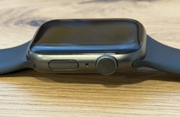 Apple Watch Series 5 GPS 44 mm, M/L szíj