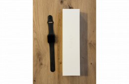 Apple Watch Series 5 GPS 44 mm, M/L szíj