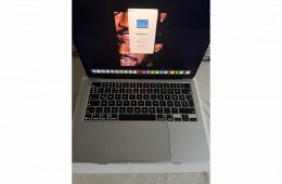 MacBook Air M4 (2025), 512 GB, Silver ( 2028-ig érvényes Cseregarancia)