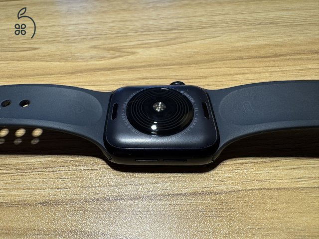  Apple Watch SE 2.gen GPS + Cellular 40mm (2022) Midnight