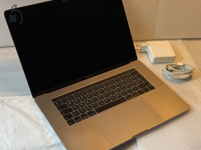Macbook Pro 15 (2018/19) A1990 Touch I7 6C 16GB 256GB 555X +Magic