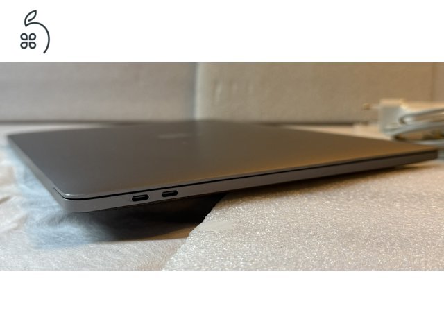 Macbook Pro 15 (2018/19) A1990 Touch I7 6C 16GB 256GB 555X +Magic