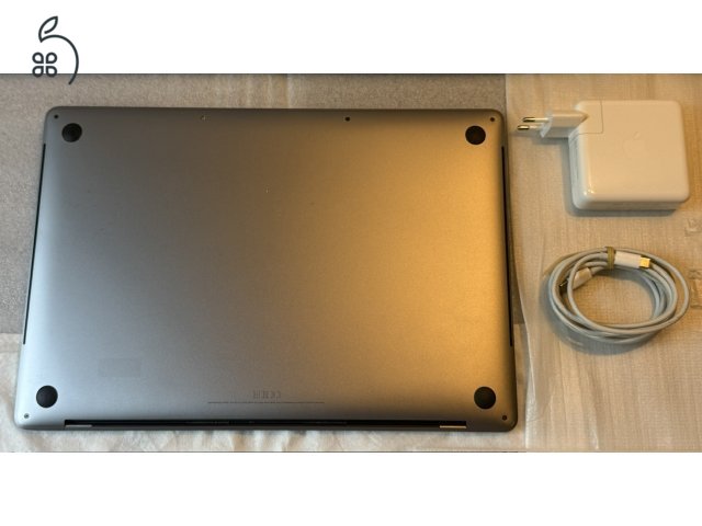 Macbook Pro 15 (2018/19) A1990 Touch I7 6C 16GB 256GB 555X +Magic
