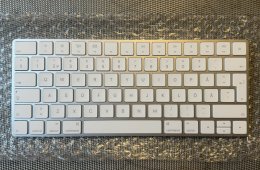 Macbook Pro 15 (2018/19) A1990 Touch I7 6C 16GB 256GB 555X +Magic
