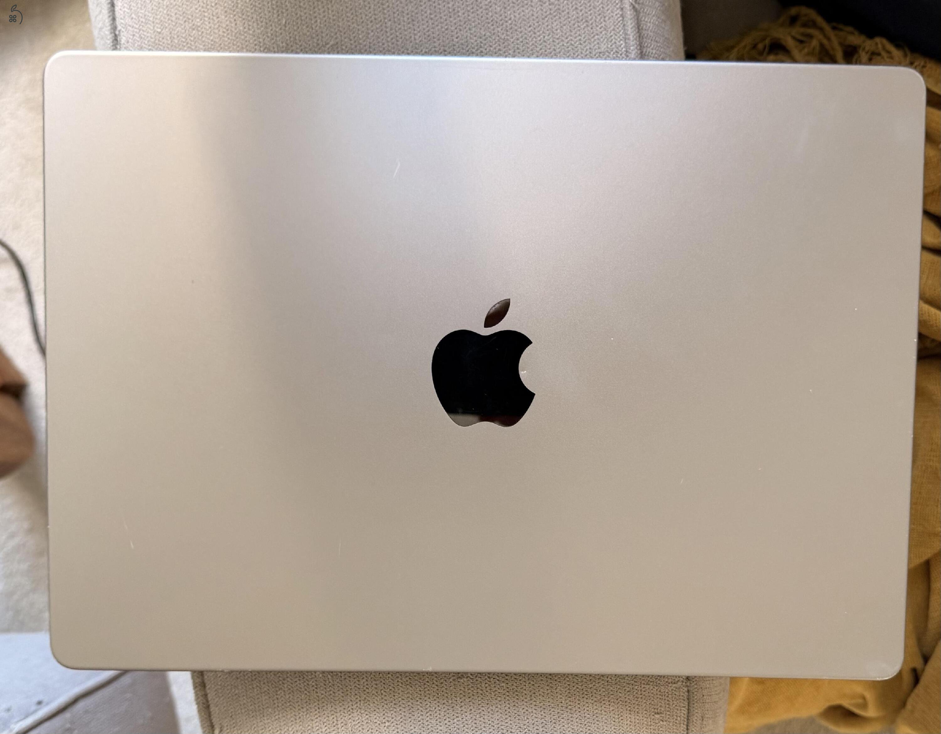 MacBook Pro 14” M1 Max, 32 GB RAM, 512 GB SSD, 32 magos GPU