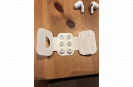 Jó állapotú, használt Apple AirPods Pro 2 eladó