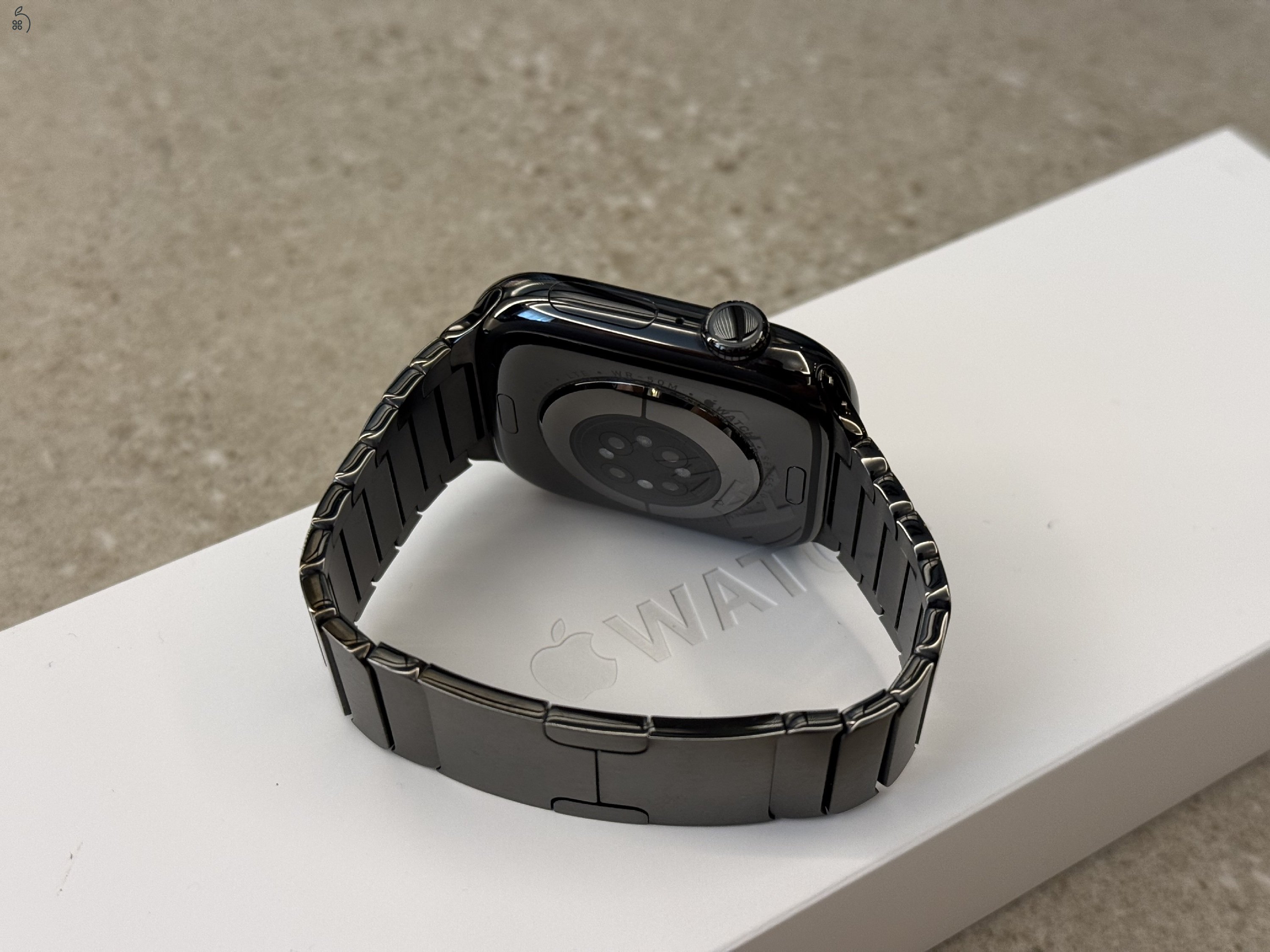 Apple Watch Series 10 46 mm Slate titan és eredeti Link bracelet Slate titan, teljes doboz