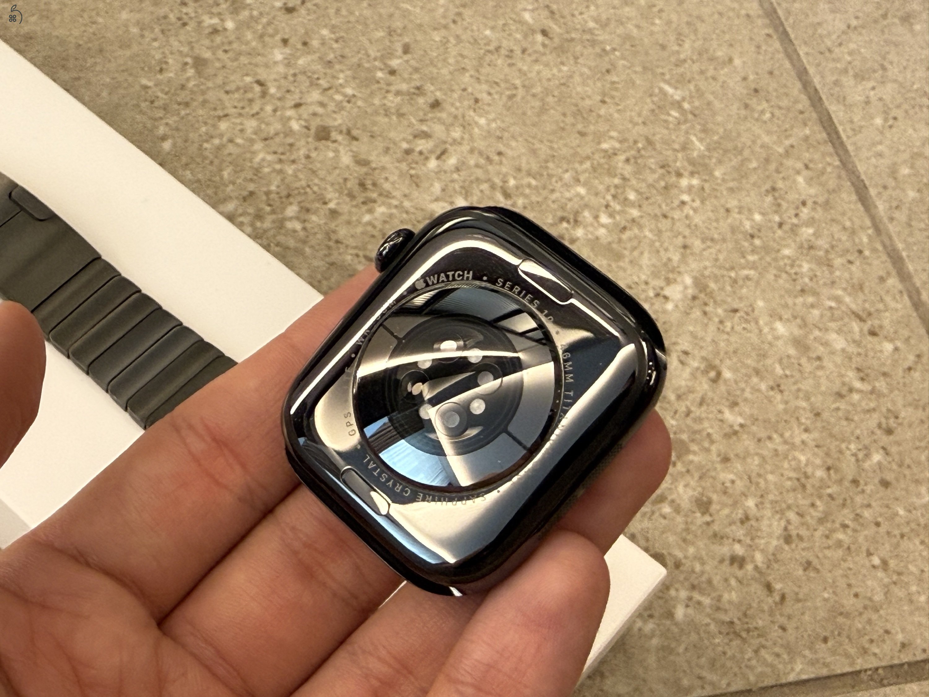 Apple Watch Series 10 46 mm Slate titan és eredeti Link bracelet Slate titan, teljes doboz