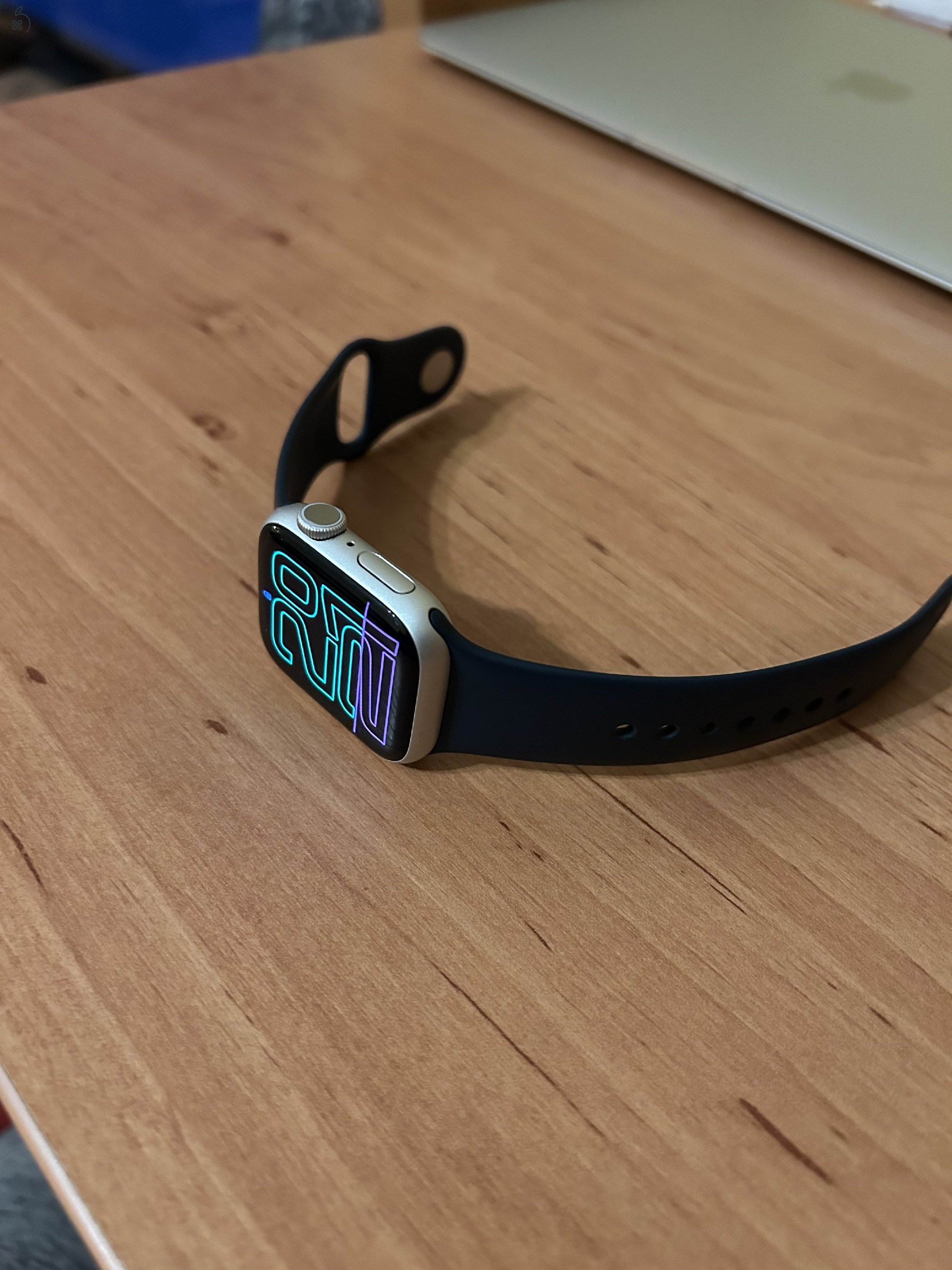Eladó Apple Watch 9 41mm