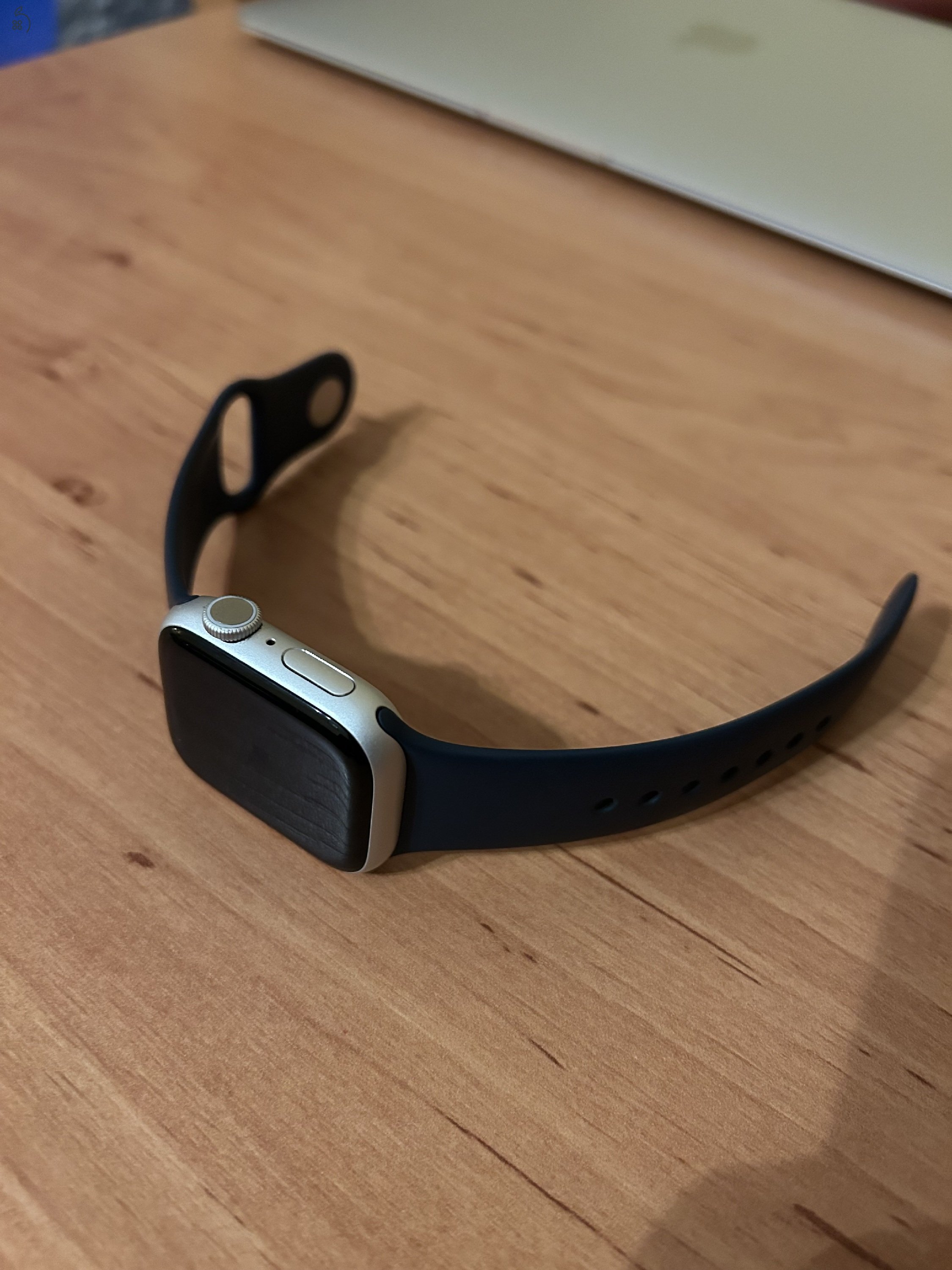 Eladó Apple Watch 9 41mm