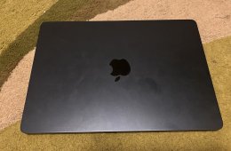 GARANCIÁS M2 Macbook Air 13 inch 16/256 100% akku szinte új