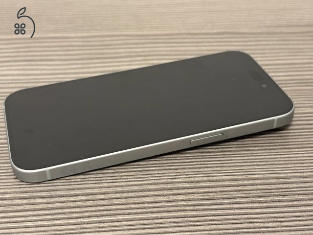 Iphone 15, 128GB, világoskék