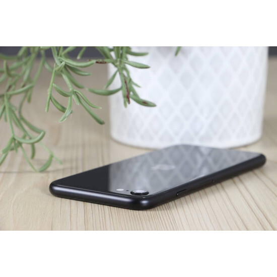 Használt Apple iPhone SE 2020 64 GB asztrofekete B US-8632