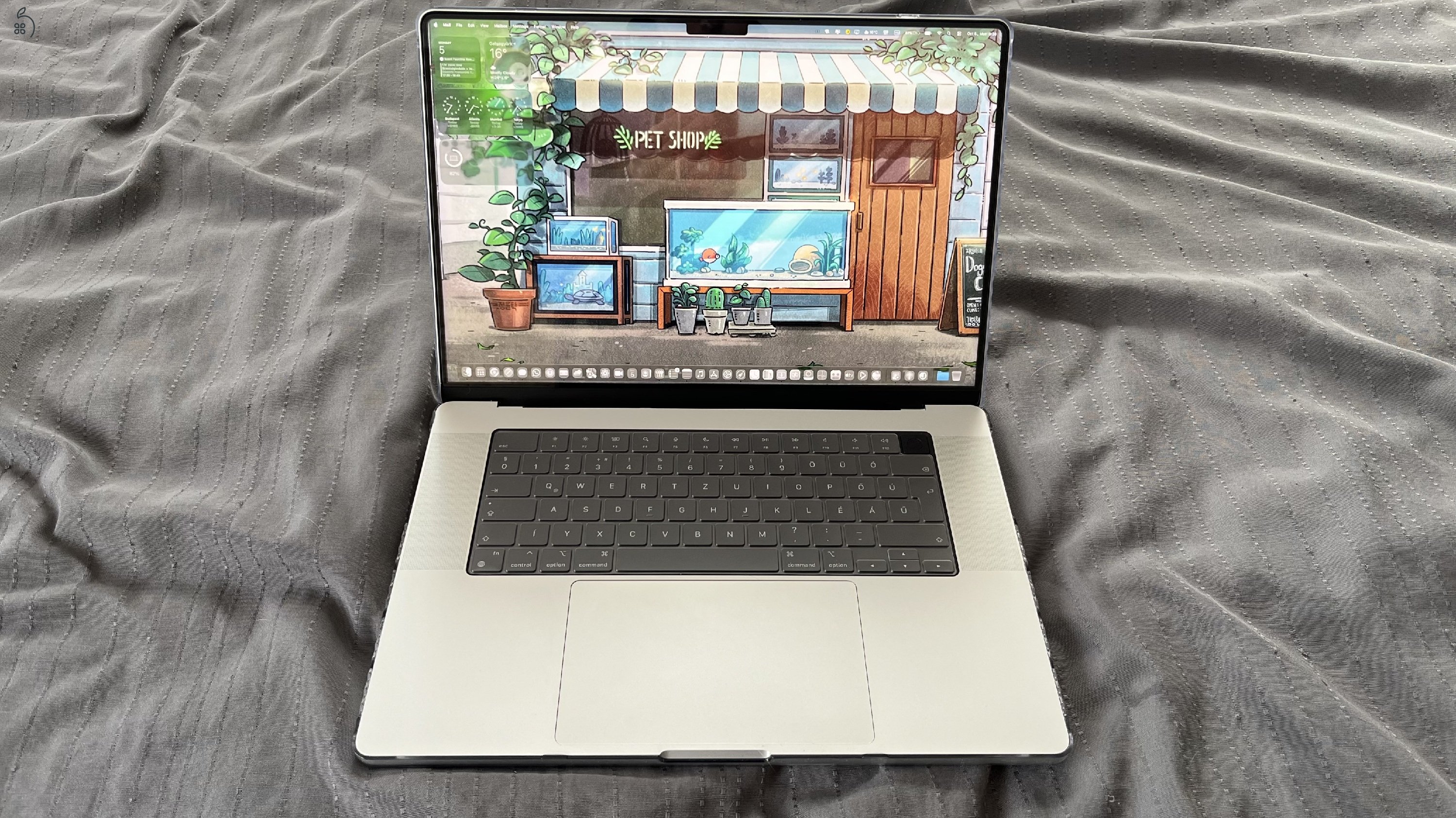 Kiváló állapotú Apple M4 Max MacBook Pro 16 40 GPU mag 1TB SSD