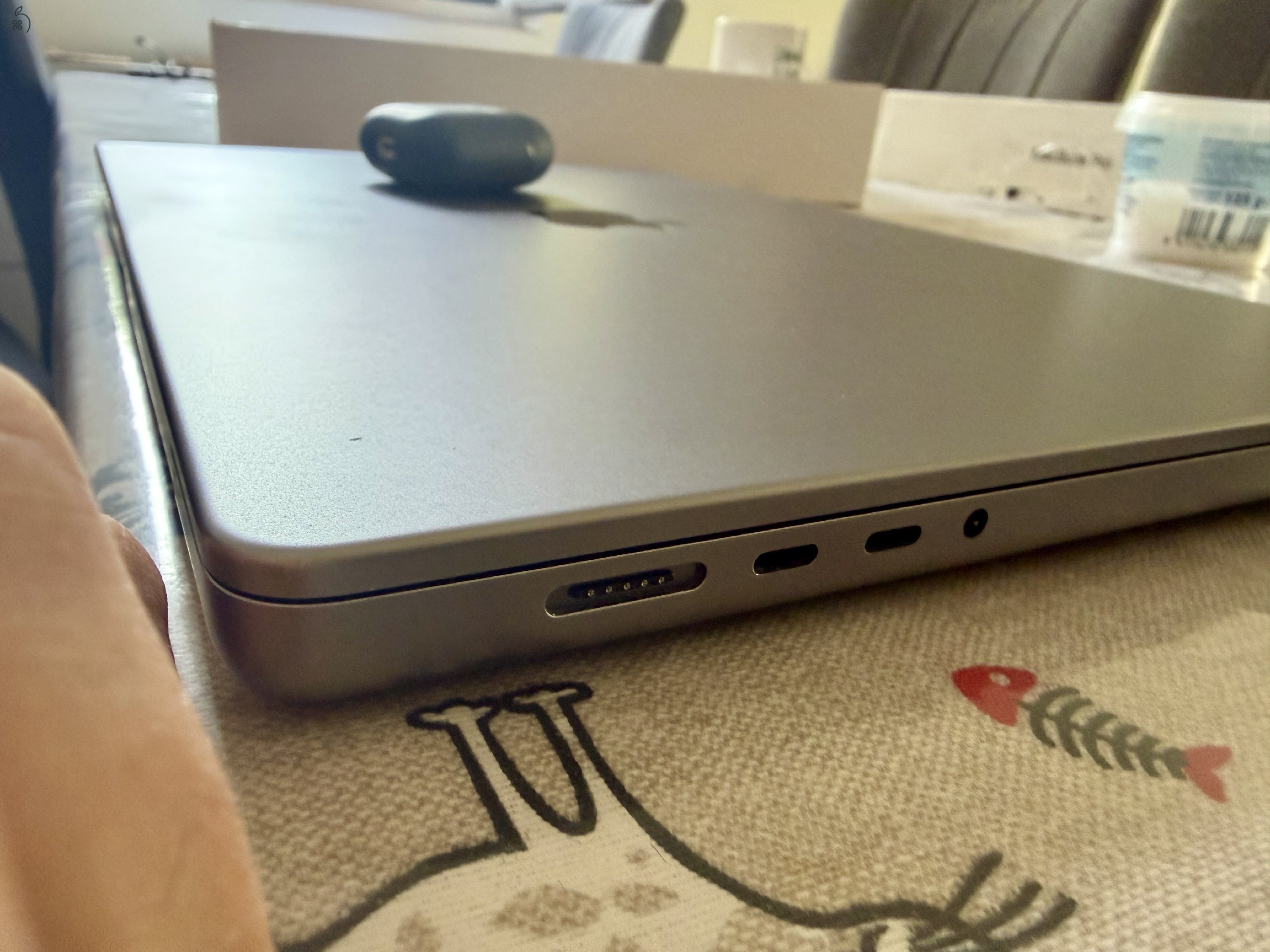 Macbook Pro Retina 16