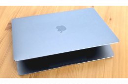 Apple MacBook Air M1 (2020) | 8/256GB | Magyar bill., gyári doboz, megkímélt állapot