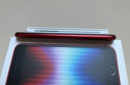 iPhone SE 2022 64 GB független