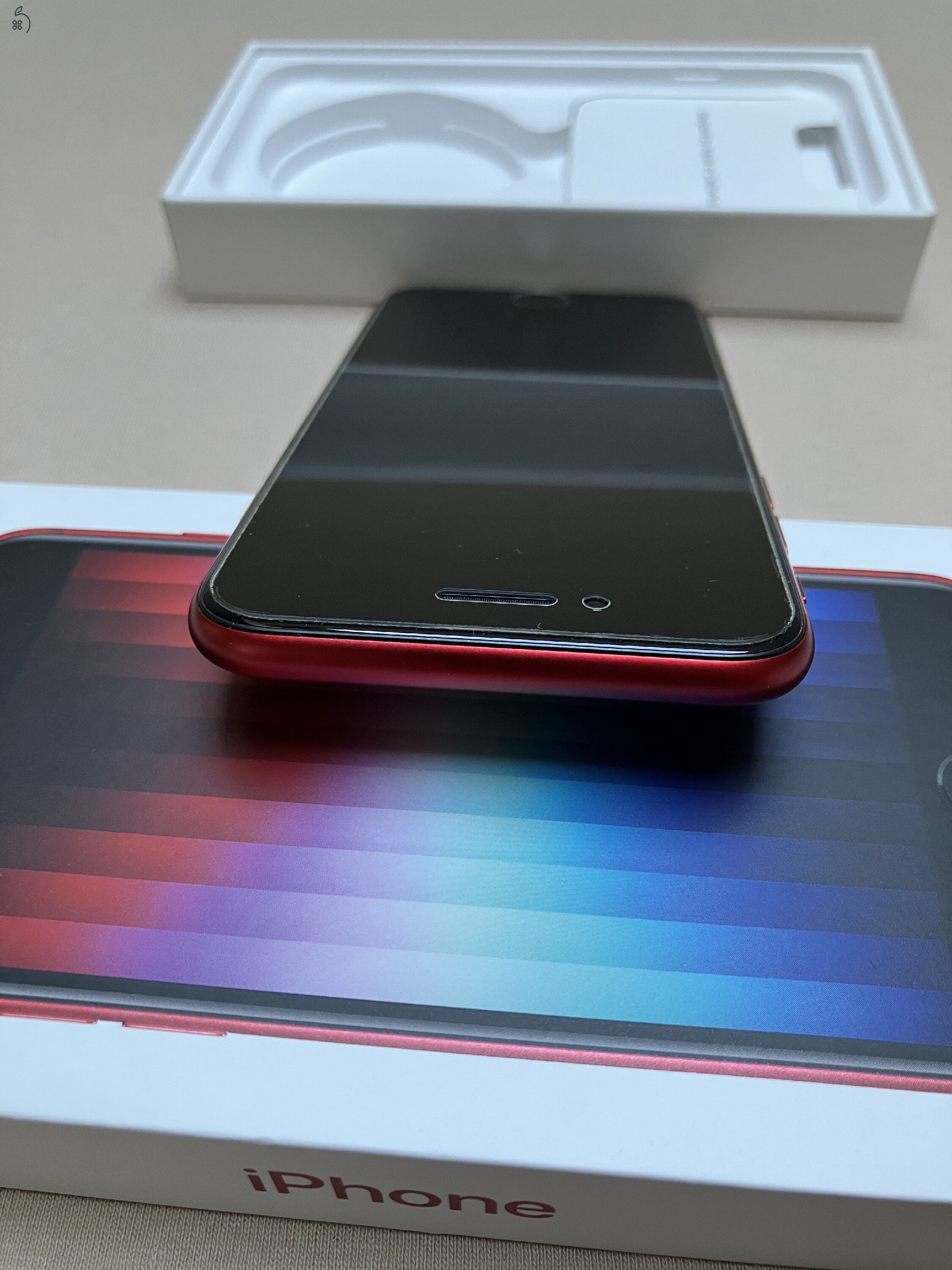 iPhone SE 2022 64 GB független