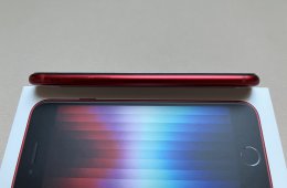 iPhone SE 2022 64 GB független