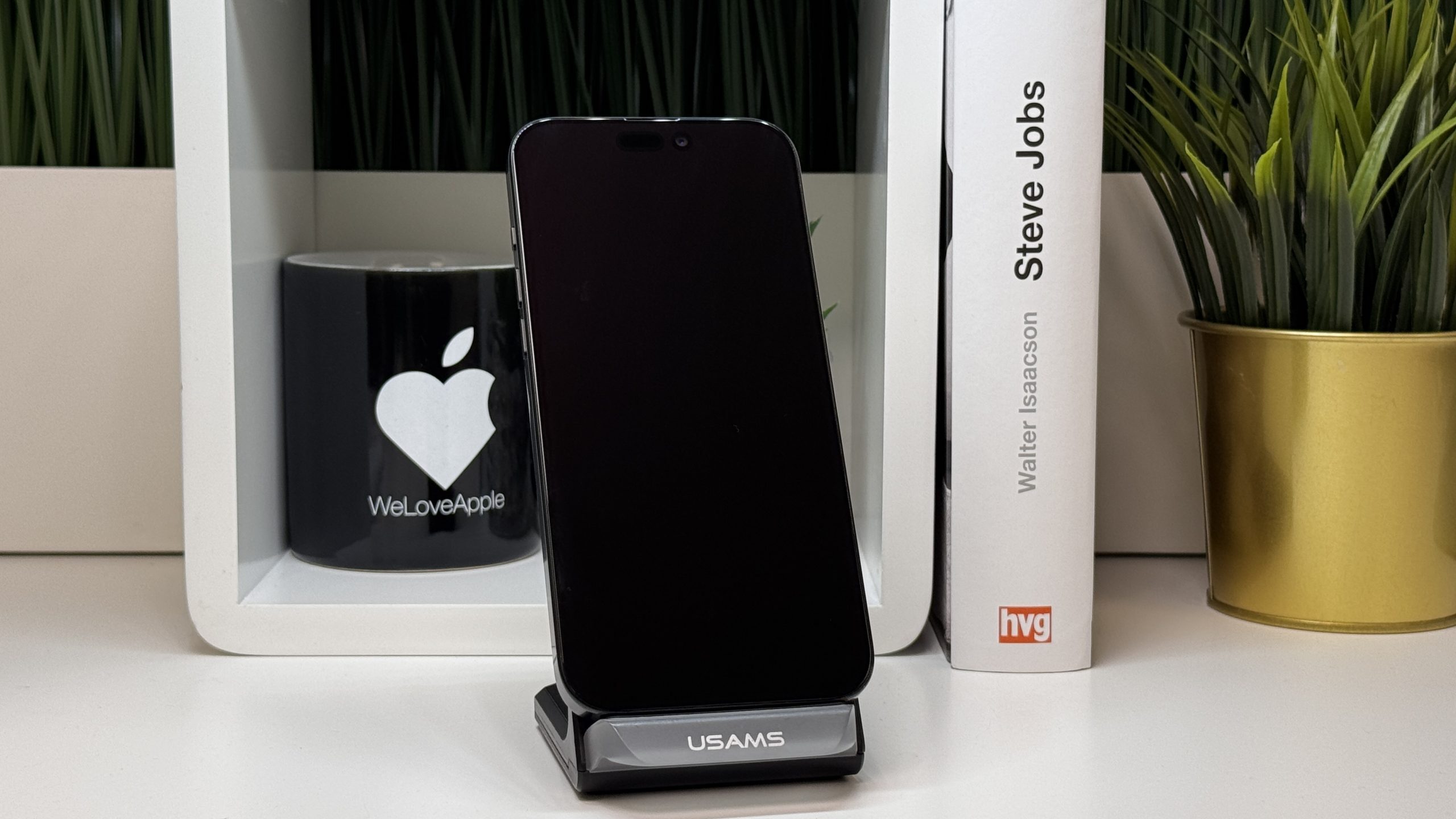 iPhone 16 Pro Max 1TB, Fekete Titán, Független, Számla, 2 Év Garancia, 92%