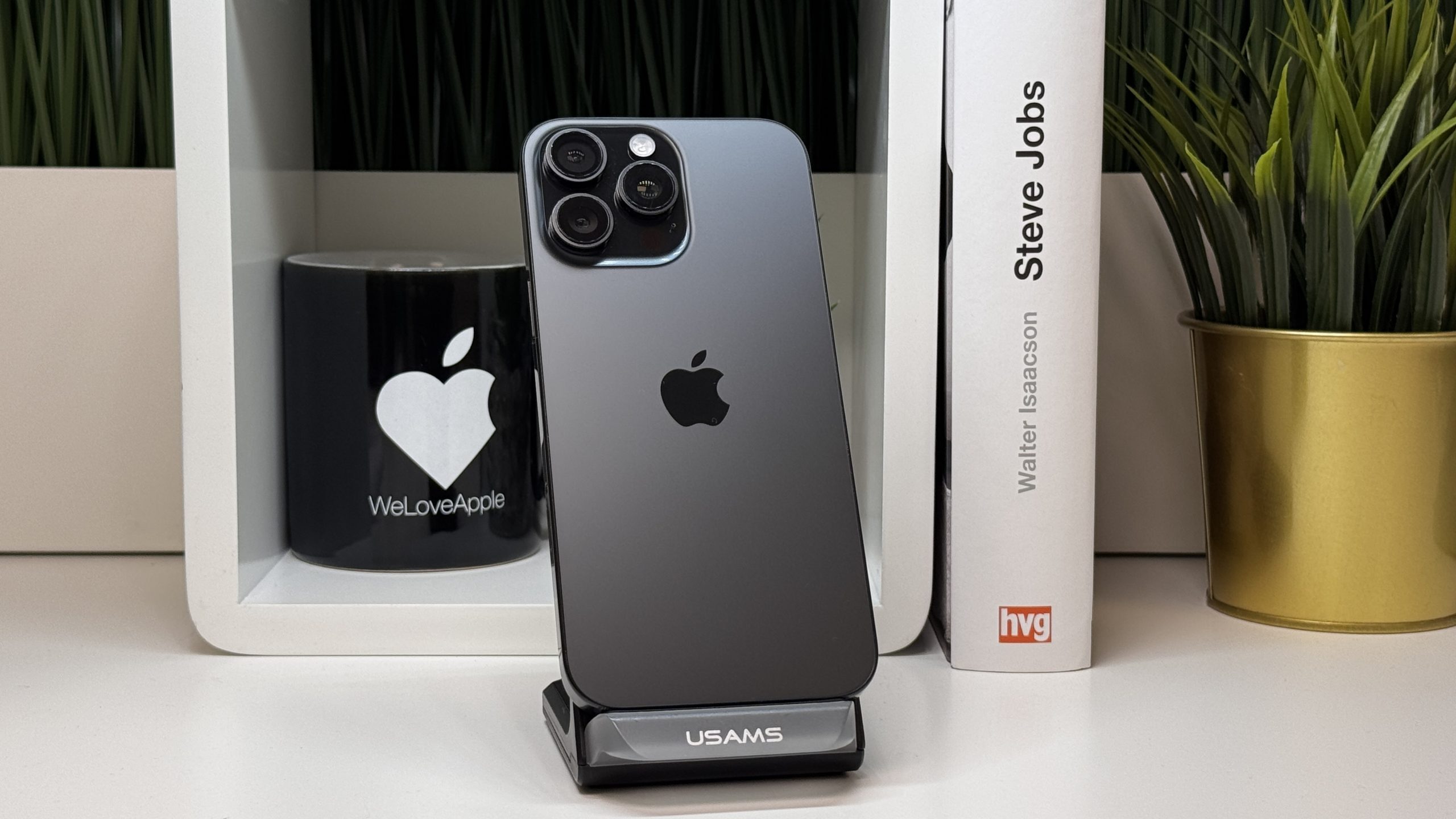 iPhone 16 Pro Max 1TB, Fekete Titán, Független, Számla, 2 Év Garancia, 92%