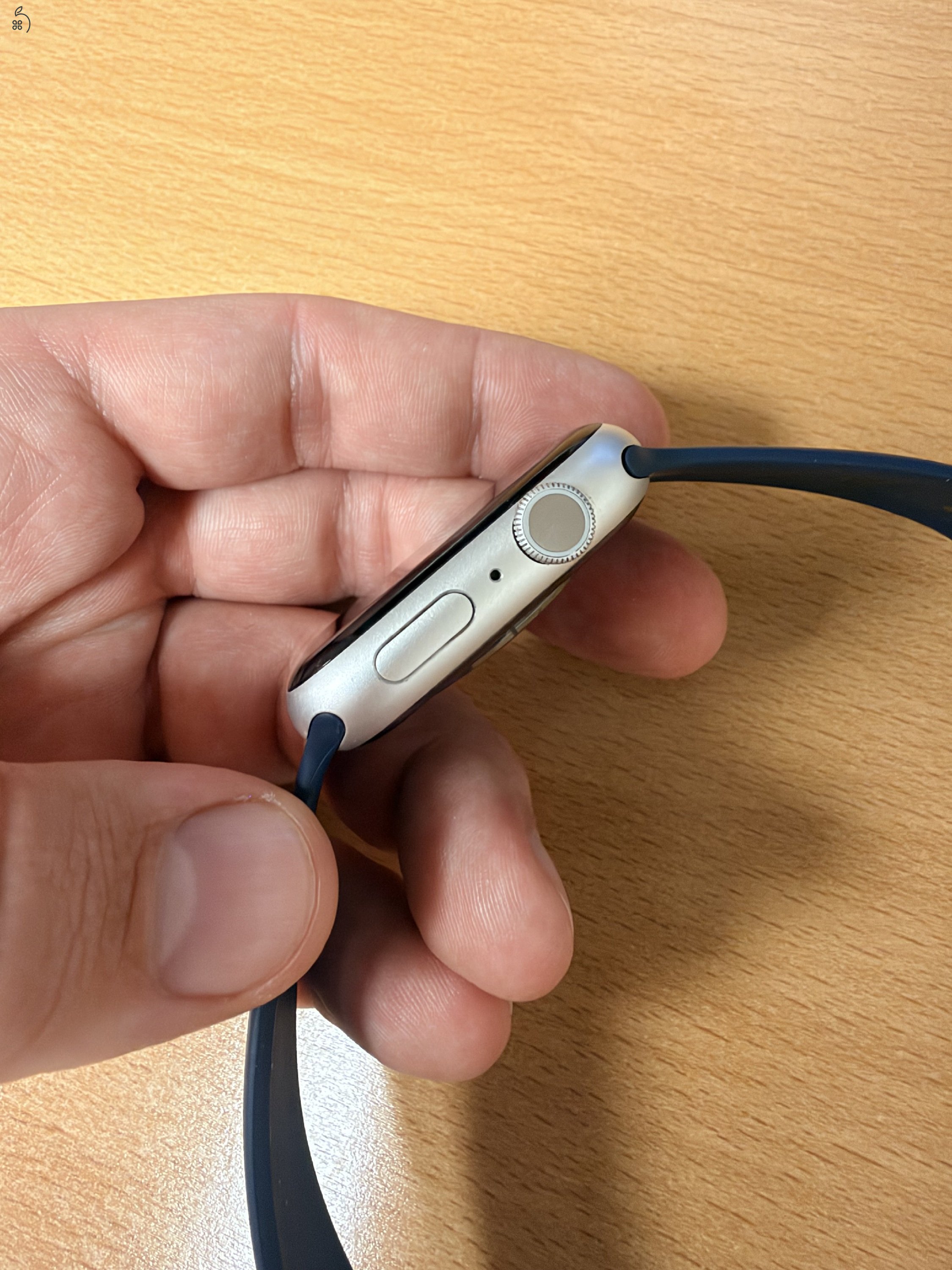 Hibátlan Apple Watch S9 45 mm!