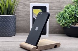 iPhone SE2020 Black 128GB 2 ÉV Garanciával Számlával Aksi 100%
