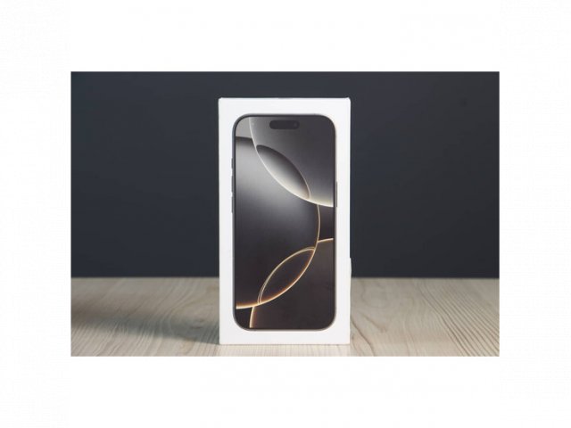 Használt Apple iPhone 16 Pro 512GB Natural Titan C+ US-8693