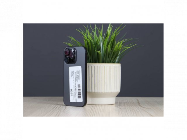 Használt Apple iPhone 16 Pro 256GB asztrofekete B US-8297