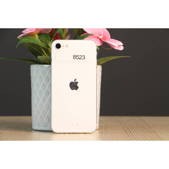 Használt Apple iPhone SE 2020 128 GB ezüst C+ US-8523