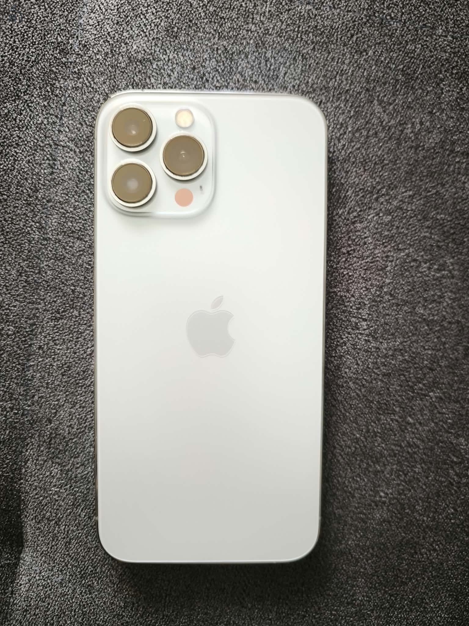 iPhone 13 pro max - 86% gyári akkumulátor - ajándék tokok