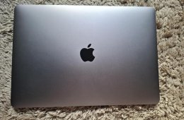 MacBook Pro 13